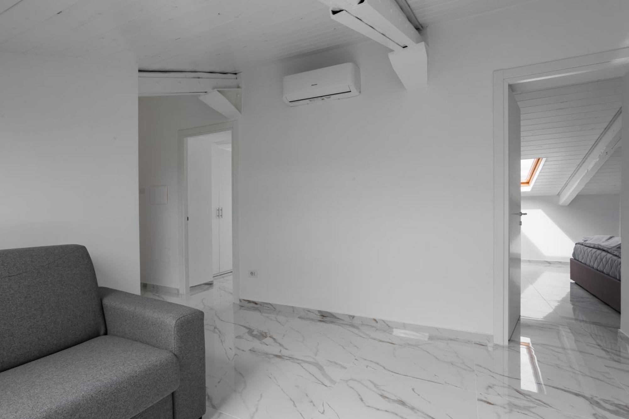 Attico Bella Napoli Aparthotel Buitenkant foto