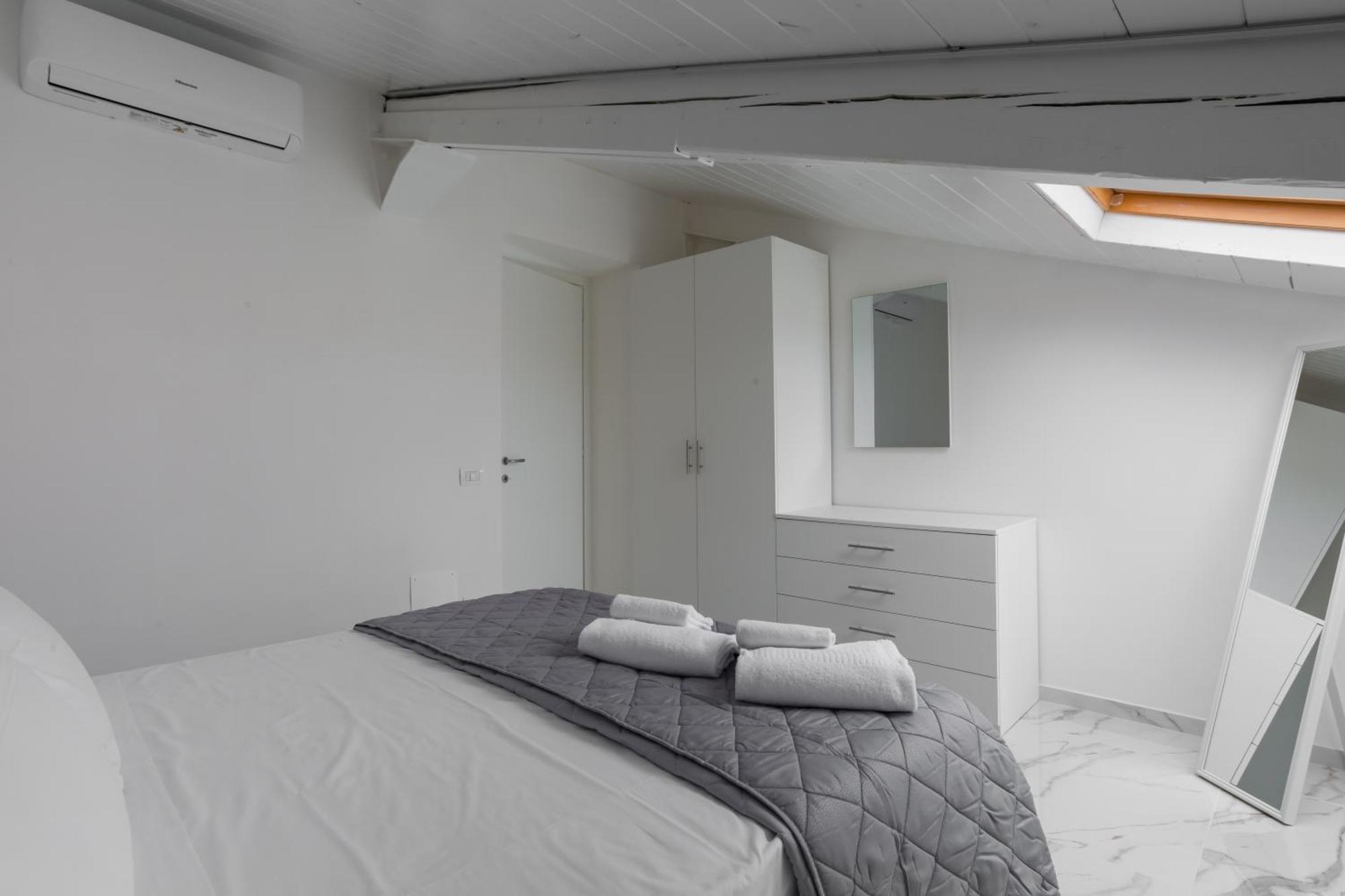 Attico Bella Napoli Aparthotel Buitenkant foto